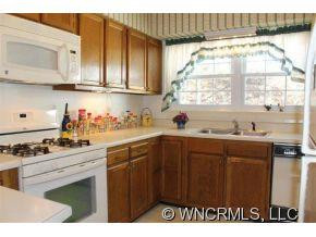72 Lakeview Court - Photo 7