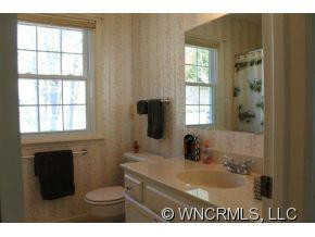 72 Lakeview Court - Photo 10