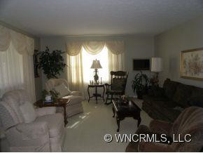 5 Wyoke Road - Photo 4