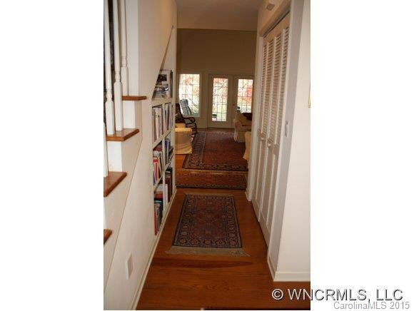 661 Crescent - Photo 5