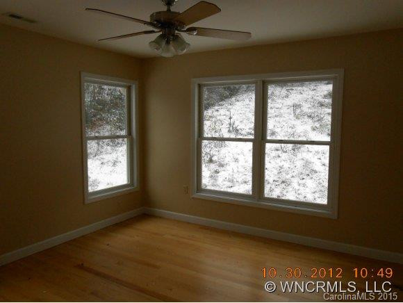 100 Middle Laurel Church Road - Photo 5