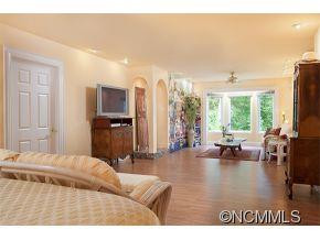 293 Sweetwater Lane - Photo 12