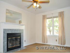 8 Williamsburg Place - Photo 12