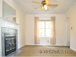 8 Williamsburg Place - Photo 13