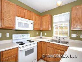 374 WILTSHIRE CIRCLE - Photo 4