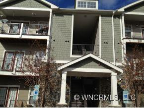 400 Vista Drive  Unit 305 - Photo 2