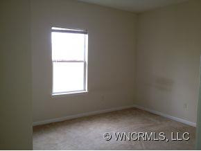 400 Vista Drive  Unit 305 - Photo 12