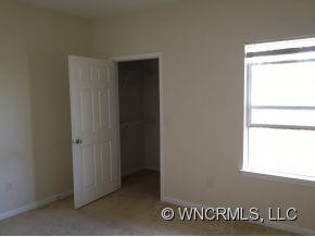 400 Vista Drive  Unit 305 - Photo 13
