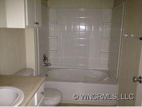 400 Vista Drive  Unit 305 - Photo 15
