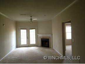 400 Vista Drive  Unit 305 - Photo 4