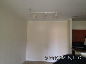 400 Vista Drive  Unit 305 - Photo 10