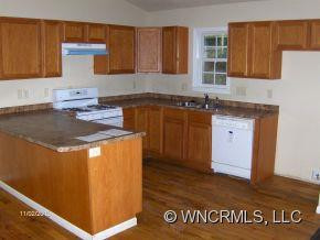 24 OAK CREST PLACE - Photo 2