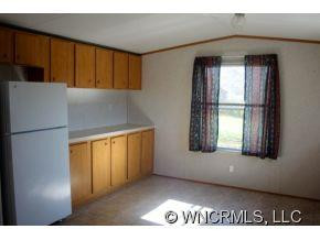1292 Pisgah Hwy - Photo 3