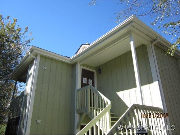 110 Heywood Rd #9B