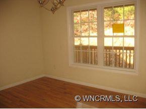 37 Aberdeen Drive - Photo 4