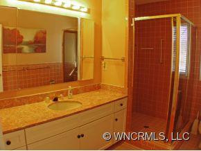 240 Gawanv Court - Photo 11