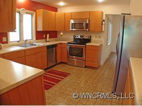 240 Gawanv Court - Photo 9