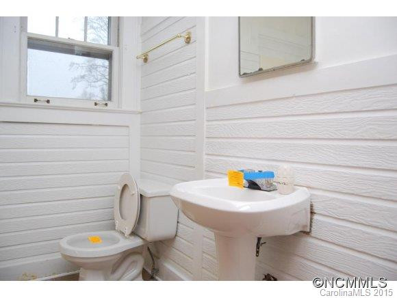 125 Holly Tree Cir. - Photo 9
