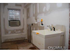 405 Heather Cir. - Photo 3