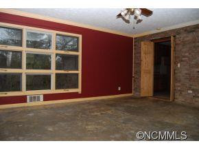 405 Heather Cir. - Photo 5