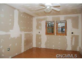 405 Heather Cir. - Photo 7