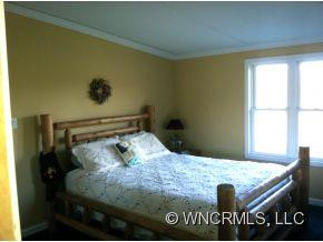 76 Honeysuckle Lane - Photo 10