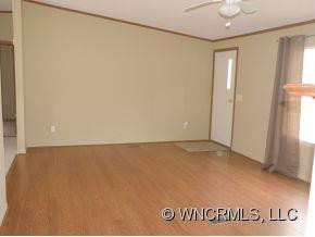 212 Whitaker Rd - Photo 4