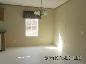 212 Whitaker Rd - Photo 5