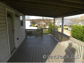 695 CAMELOT DRIVE - Photo 10