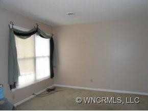 28 Sleepy Hollow Lane - Photo 3