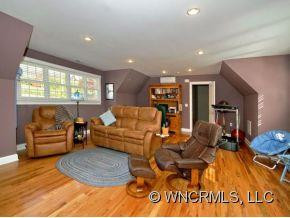 20 LAKEWAY CIRCLE - Photo 17