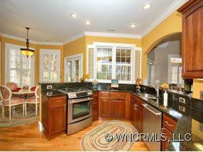 20 LAKEWAY CIRCLE - Photo 9