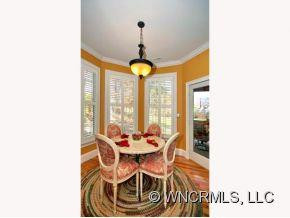 20 LAKEWAY CIRCLE - Photo 10