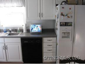 104 Lyndon Lane - Photo 9