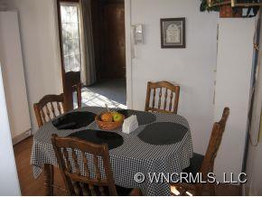 104 Lyndon Lane - Photo 10