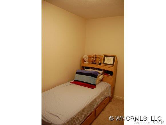 175 Moody Avenue - Photo 8