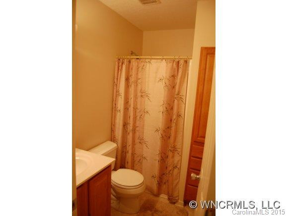 175 Moody Avenue - Photo 9