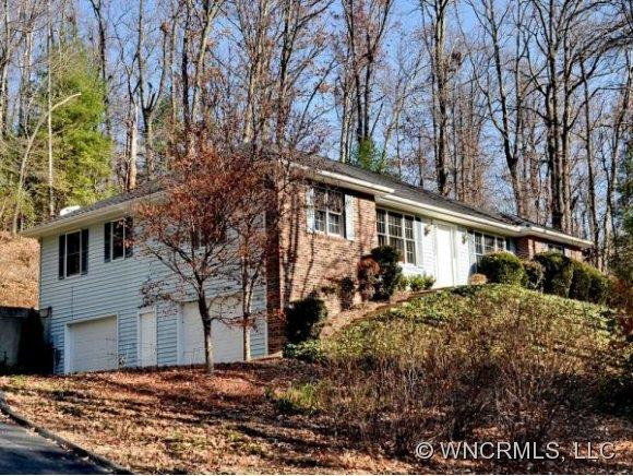 3146 LAUREL PARK HWY