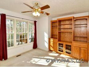 3146 LAUREL PARK HWY - Photo 13