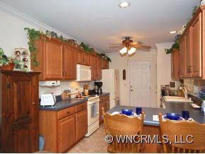 312 CHARLESTOWN DRIVE - Photo 6