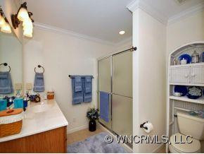 312 CHARLESTOWN DRIVE - Photo 8