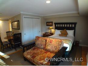 431 Bowling Park Road - Photo 4