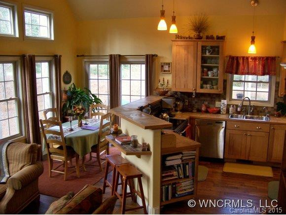 32 Hermitage Lane - Photo 4