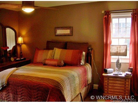 32 Hermitage Lane - Photo 9