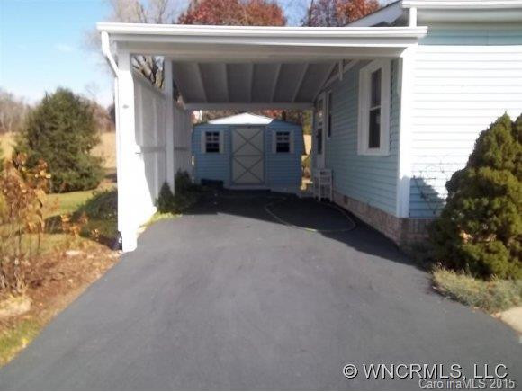 222 Cranbrook Circle - Photo 2