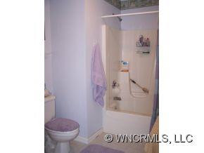 111 Maple Ridge Drive - Photo 9