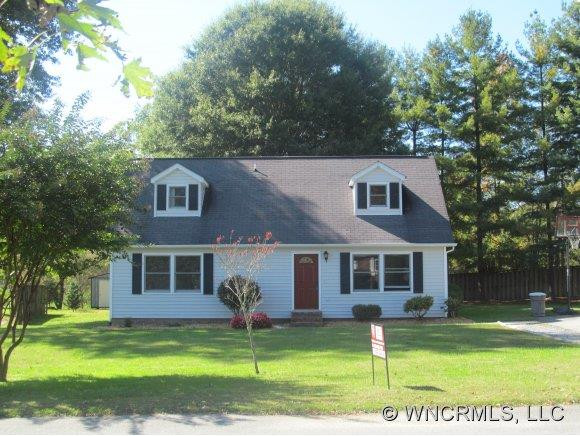 8 Meadow Drive