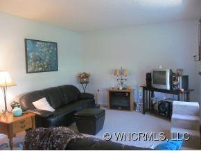8 Meadow Drive - Photo 5