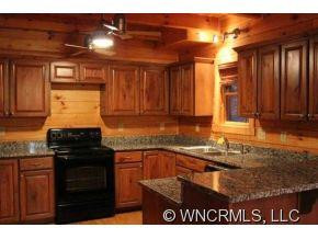 636 Sweetbriar Road S. - Photo 3