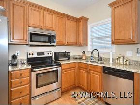 31 MANDERLEY WAY - Photo 5